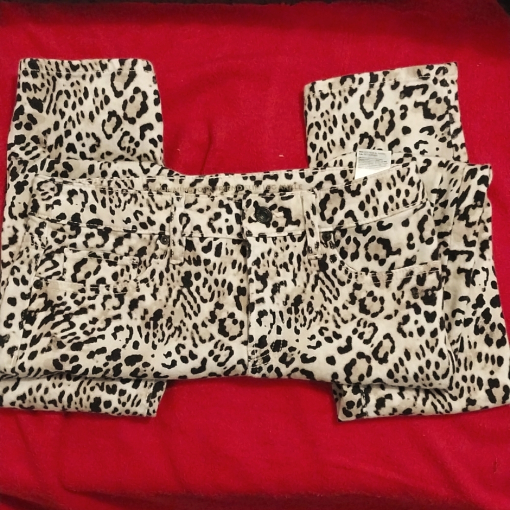 Low rise Cheetah Print Jeans
